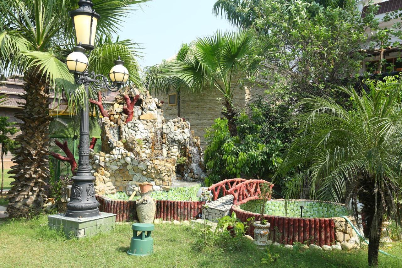 Mann The Palm Retreat Hotel Lucknow Exterior foto