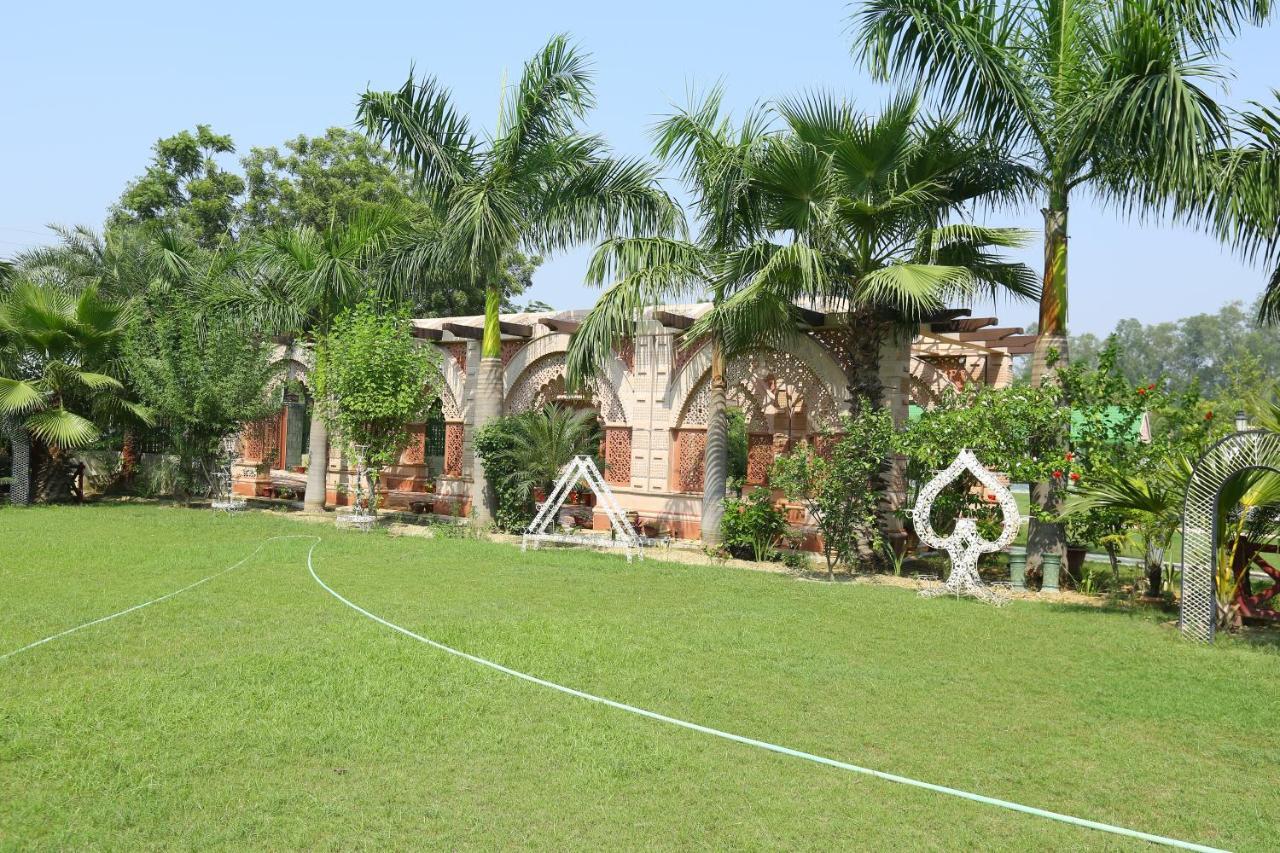 Mann The Palm Retreat Hotel Lucknow Exterior foto